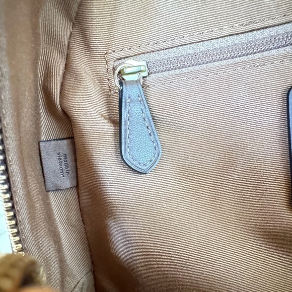 Coach Jordyn Medium Signature Backpack Light Khaki/Brown Multi - Picture 10 of 13